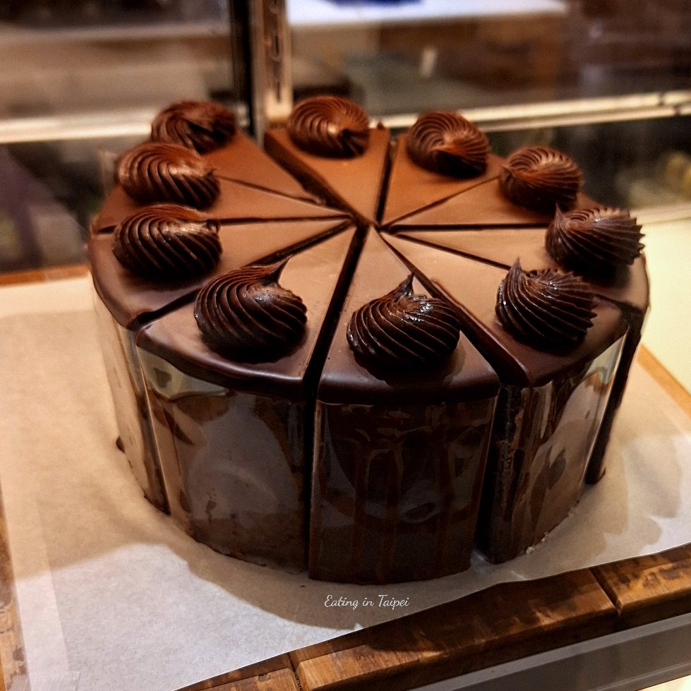 Heritage Bakery and Cafe chocolate cake