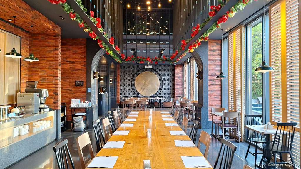 Just Sleep Tainan Just Cafe inside